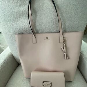 Kate Spade Light Pink Leather Tote with Matching Wallet